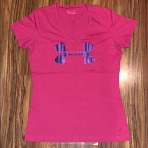 Under Armour Tops - Under armour tee Under Armour Tops - Under armour tee